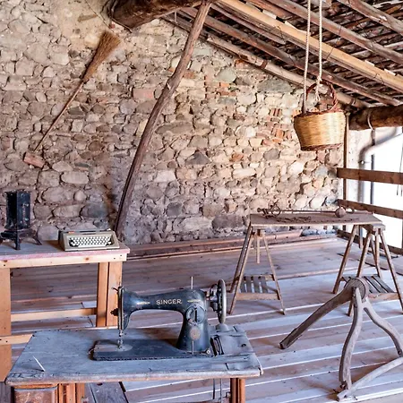 Nocleg ze śniadaniem La Corte And Restaurant - Free Parking - 10 Minutes To The And Centre