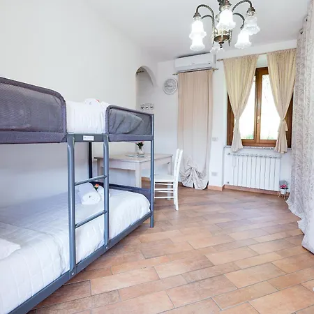 La Corte And Restaurant - Free Parking - 10 Minutes To The And Centre Nocleg ze śniadaniem