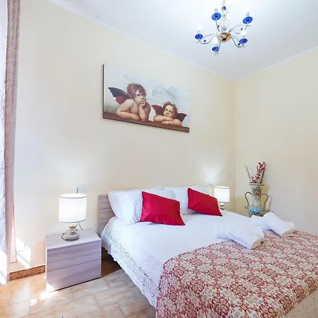 La Corte And Restaurant - Free Parking - 10 Minutes To The And Centre فندق مبيت وإفطار 4*