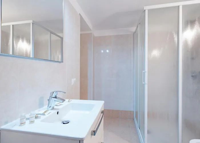La Corte And Restaurant - Free Parking - 10 Minutes To The And Centre 4* Tavernerio