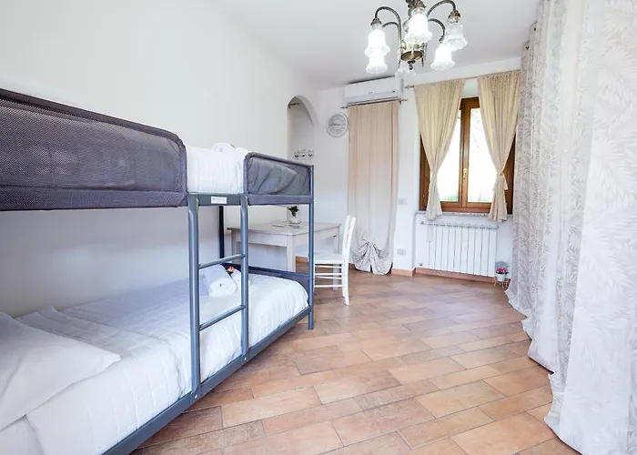 La Corte And Restaurant - Free Parking - 10 Minutes To The And Centre Oda ve Kahvaltı