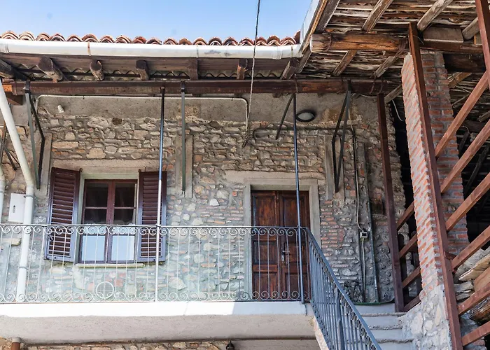 La Corte And Restaurant - Free Parking - 10 Minutes To The And Centre 4*