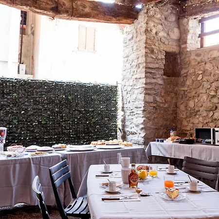 فندق مبيت وإفطار La Corte And Restaurant - Free Parking - 10 Minutes To The And Centre *