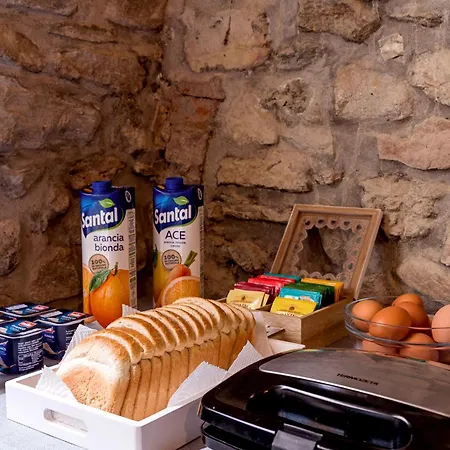 La Corte And Restaurant - Free Parking - 10 Minutes To The And Centre فندق مبيت وإفطار *